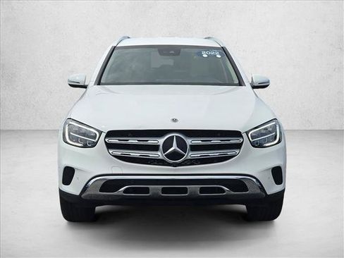 Used 2022 Mercedes-Benz GLC 300 image 2
