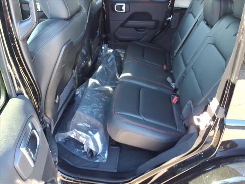 New 2026 Jeep Wrangler Unlimited Rubicon image 12