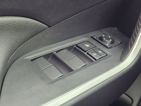 Used 2019 Toyota RAV4 XLE image 36