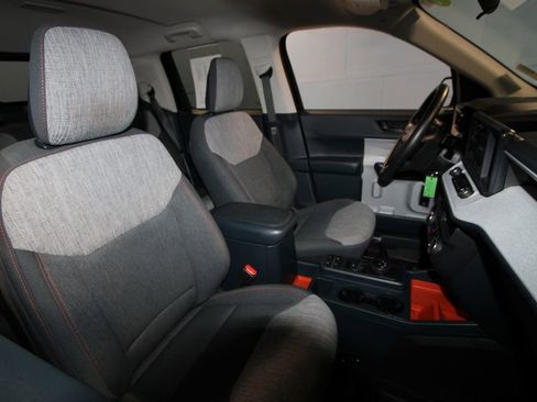 Used 2023 Ford Maverick XLT w/ Equipment Group 300A Standard image 19