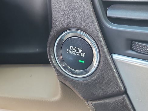 Used 2017 Chevrolet Tahoe LT image 23