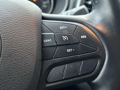 Used 2020 Jeep Cherokee Trailhawk w/ Cold Weather Group image 26