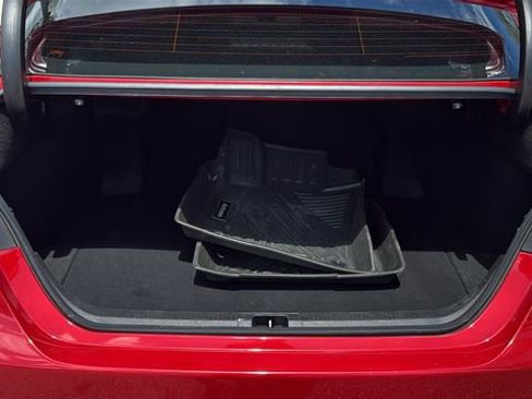 Used 2023 Toyota Camry SE image 8