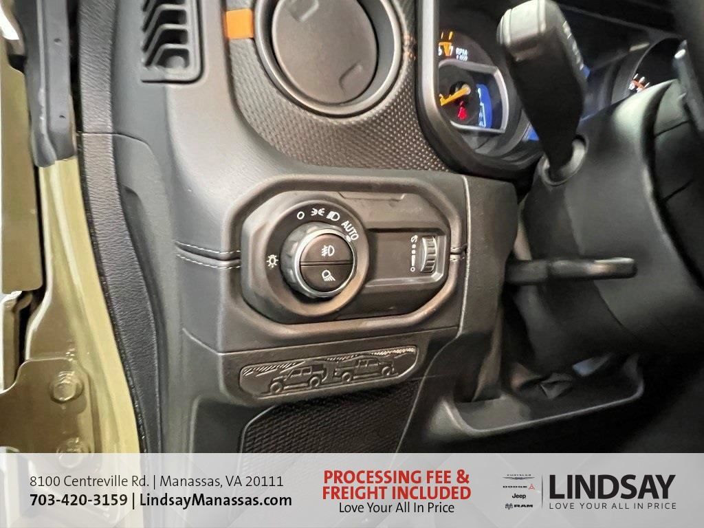 New 2026 Jeep Gladiator Mojave w/ Safety Group AWD/4WD image 28