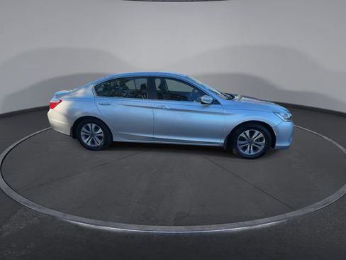 Used 2013 Honda Accord LX image 17
