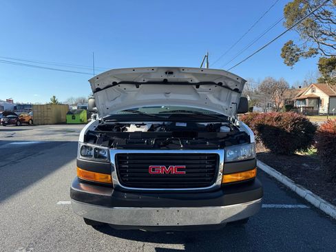 Used 2022 GMC Savana 2500 Regular Van 3D w/ Communications Package image 62