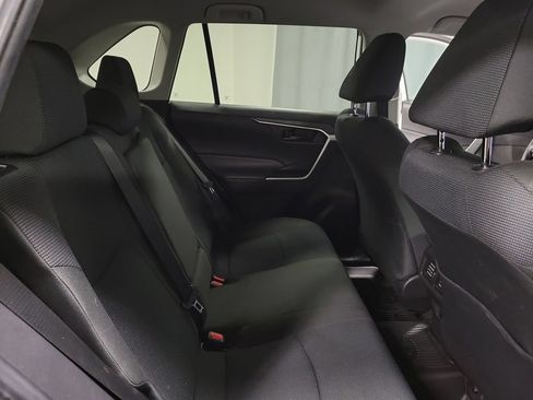 Used 2023 Toyota RAV4 LE AWD/4WD image 31