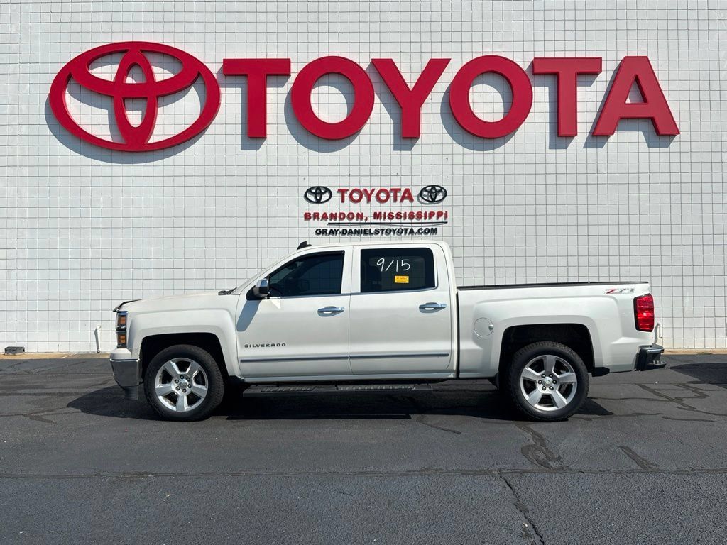Used 2015 Chevrolet Silverado 1500 LTZ Z71 w/ Driver Alert Package AWD/4WD image 2
