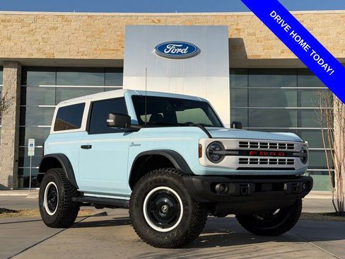 Used 2023 Ford Bronco Heritage Edition image 1