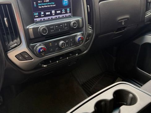 Used 2018 Chevrolet Silverado 1500 LT w/ All Star Edition AWD/4WD image 22