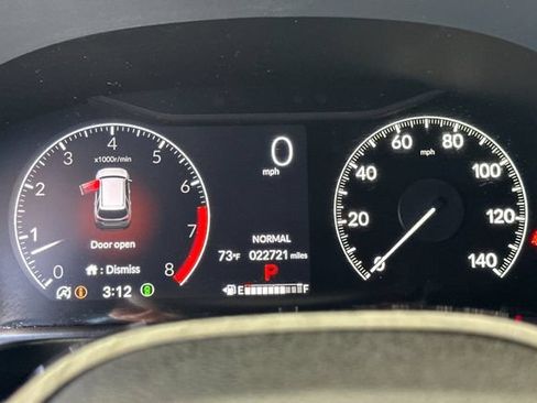 Used 2025 Honda Pilot Sport image 28