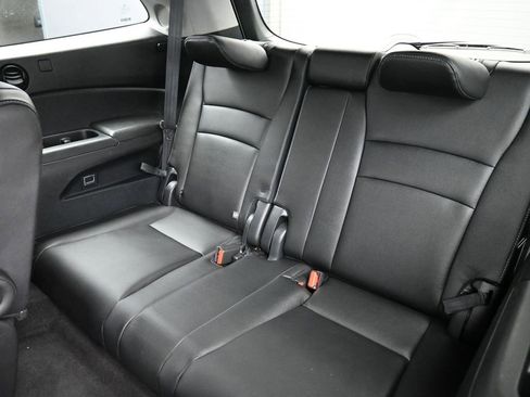 Certified 2022 Honda Pilot Touring image 23