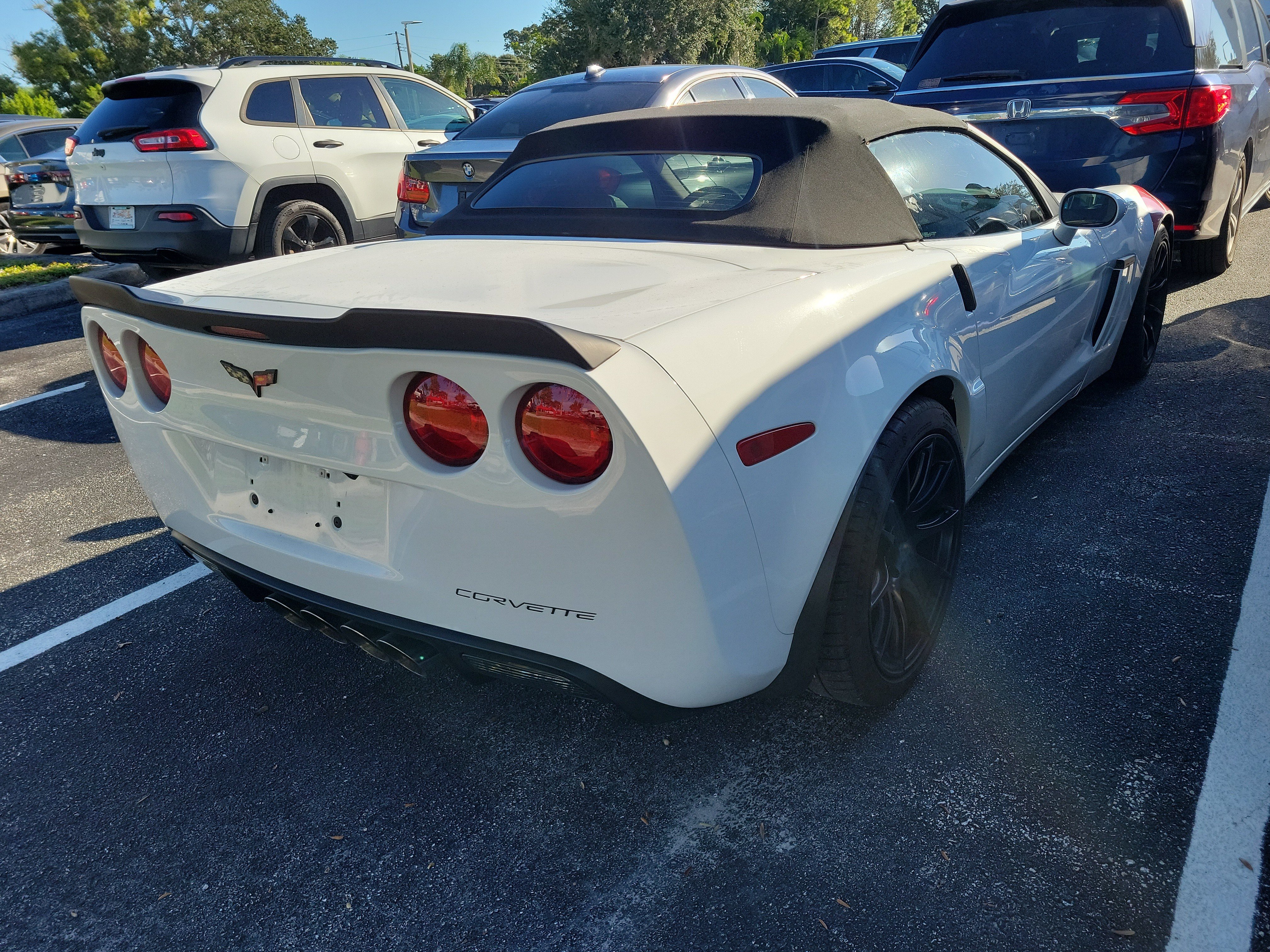 Used 2011 Chevrolet Corvette Grand Sport w/ Preferred Equipment Group RWD image 10