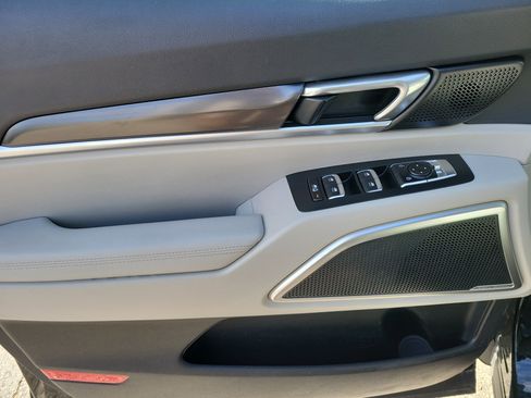 Used 2023 Kia Telluride S image 20