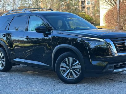 New 2025 Nissan Pathfinder SL