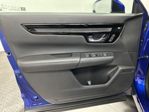 Used 2025 Honda CR-V EX-L image 19