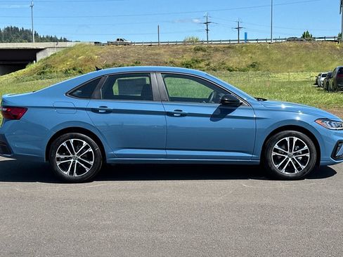 New 2026 Volkswagen Jetta Sport FWD image 2