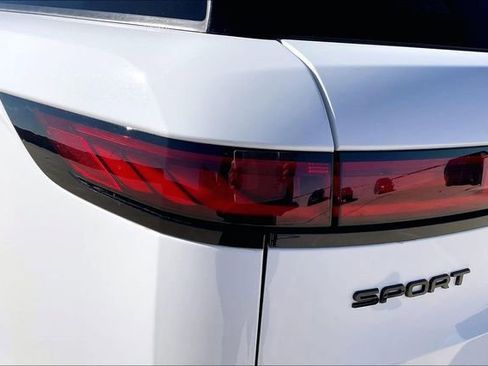 Used 2024 Land Rover Range Rover Sport Dynamic SE AWD/4WD image 31