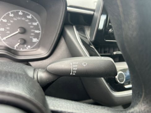 Used 2024 Toyota Corolla LE FWD image 23