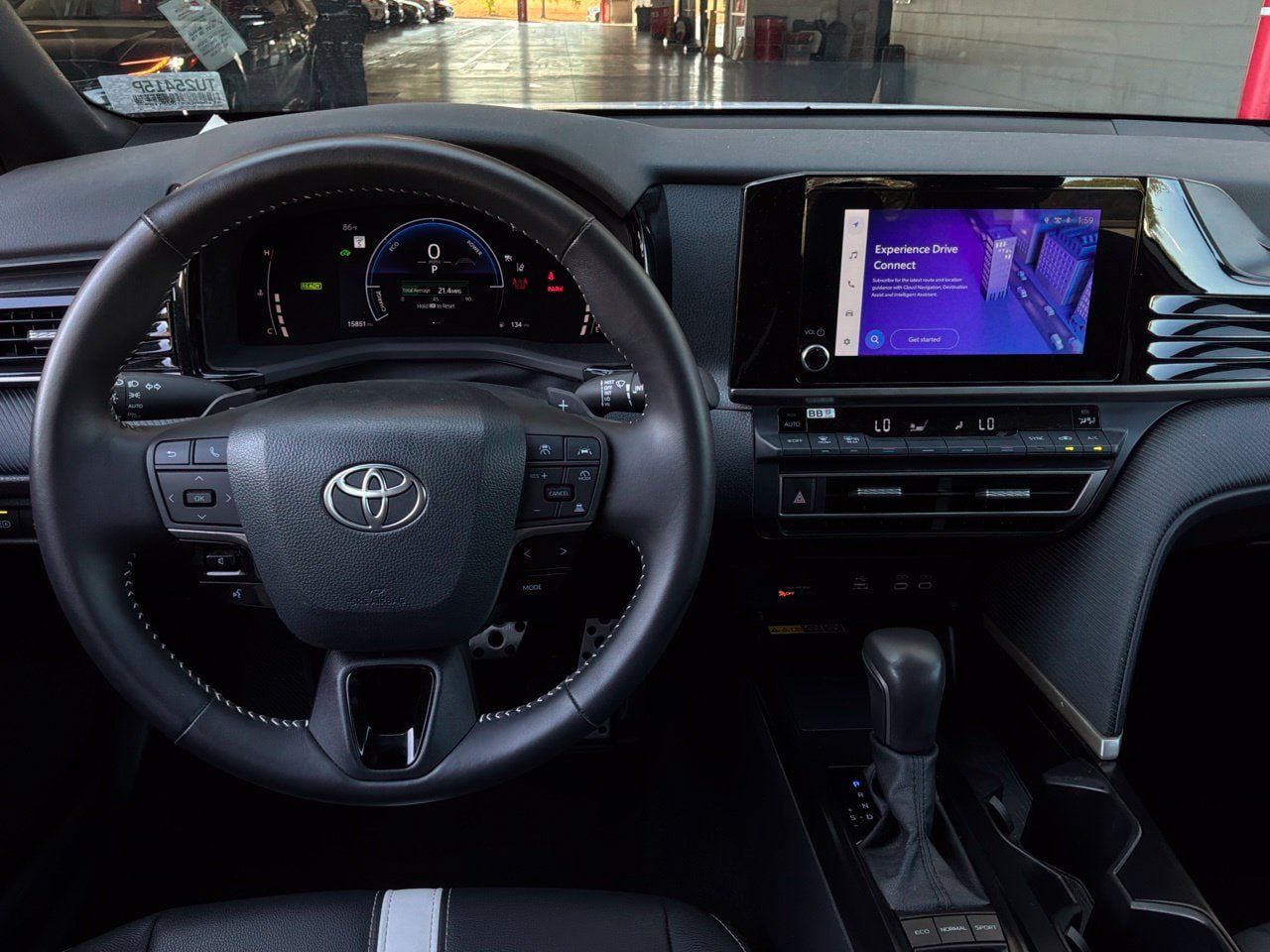 Used 2026 Toyota Camry SE FWD image 14