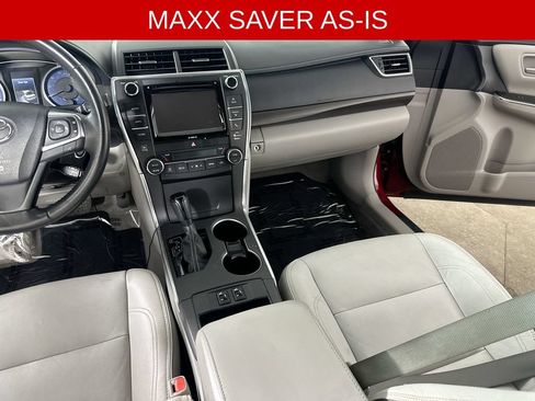 Used 2017 Toyota Camry XLE FWD image 18
