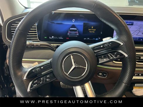 Used 2024 Mercedes-Benz GLS 450 4MATIC image 24
