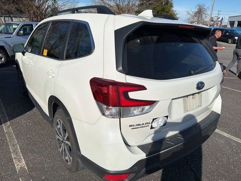 Used 2020 Subaru Forester Limited w/ Popular Package #3 image 7