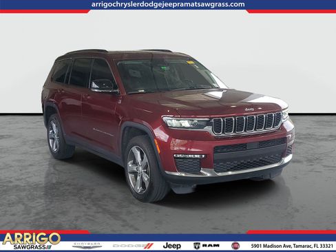 Used 2022 Jeep Grand Cherokee L Limited AWD/4WD image 1