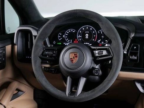 New 2026 Porsche Cayenne GTS AWD/4WD image 15