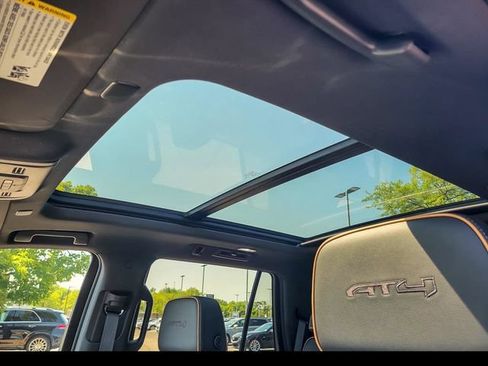 Certified 2024 GMC Yukon AT4 w/ Technology Package AWD/4WD image 18