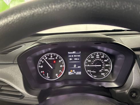 Used 2025 Subaru Crosstrek 2.0i Premium image 13