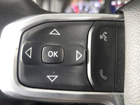 Used 2024 RAM 2500 Big Horn w/ Sport Appearance Package image 16