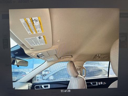 Used 2023 Ford Explorer 4WD image 9