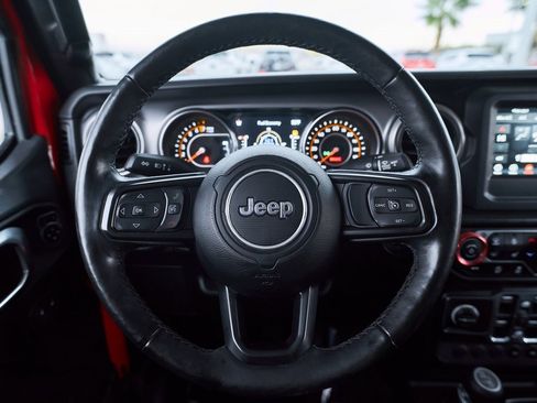 Used 2021 Jeep Gladiator Sport image 34