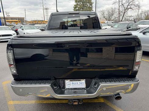 Used 2015 RAM 1500 Laramie AWD/4WD image 6