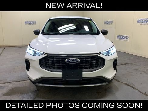 Used 2023 Ford Escape Active AWD/4WD image 8