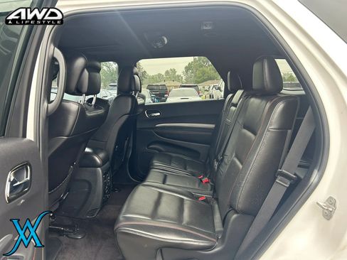 Used 2018 Dodge Durango R/T w/ Technology Group AWD/4WD image 15