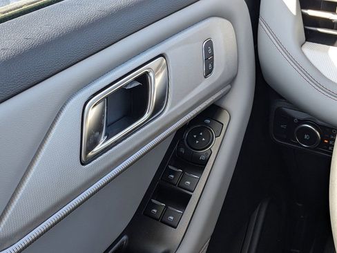 New 2026 Ford Explorer Active w/ Active Comfort Package image 21