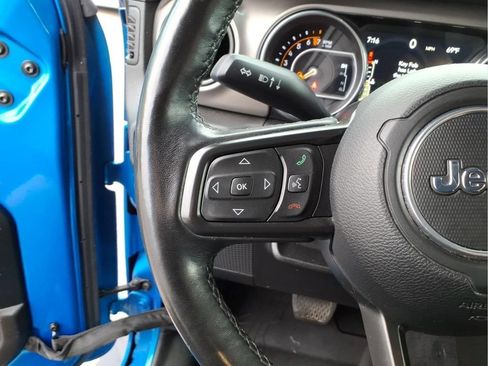 Used 2021 Jeep Gladiator Sport AWD/4WD image 23