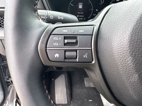 Used 2026 Honda CR-V Sport image 12