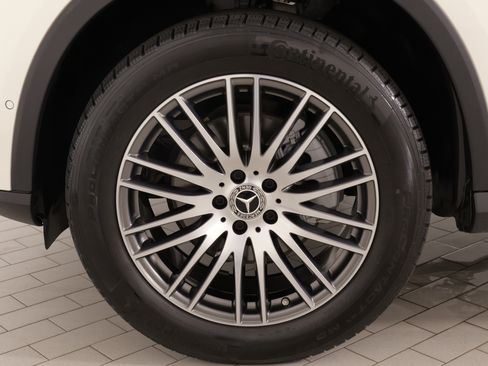 Used 2023 Mercedes-Benz GLC 300 4MATIC image 53