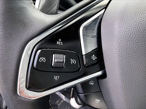 Used 2024 Chevrolet Corvette Z06 RWD image 19