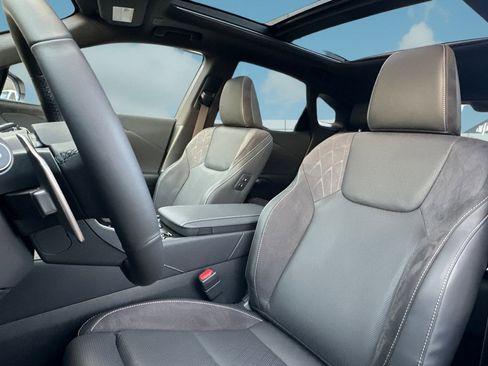 New 2026 Lexus RX 450h AWD image 13