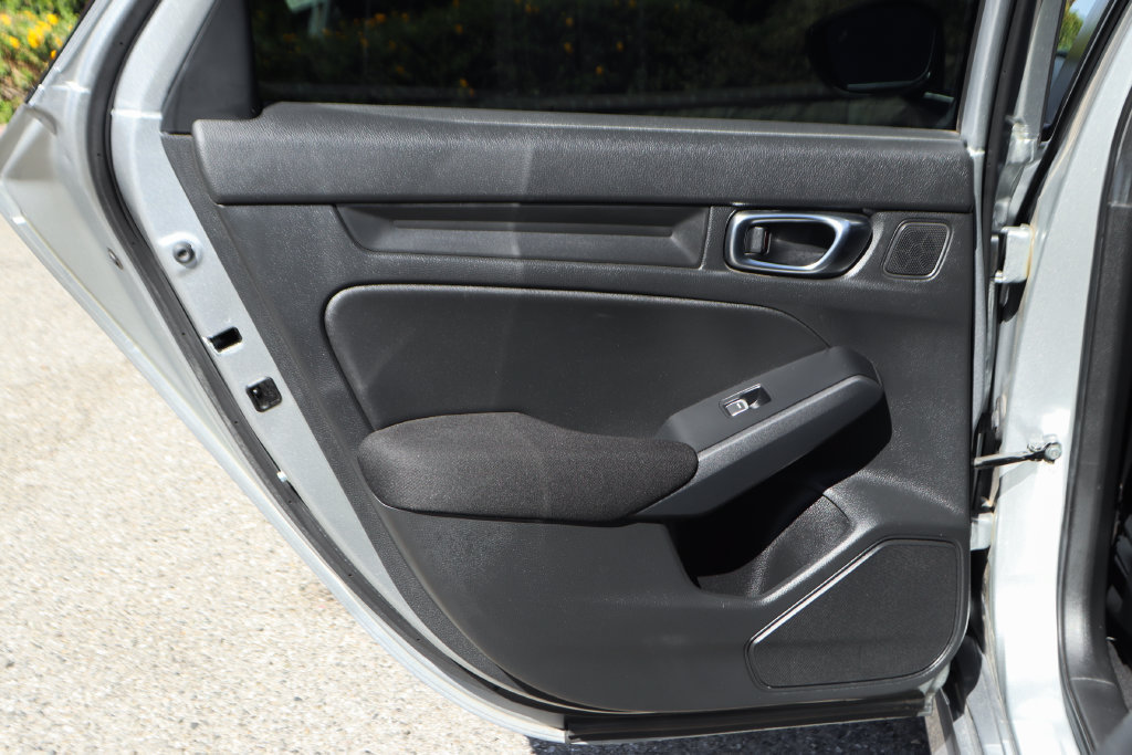 Used 2025 Honda Civic Sport image 31