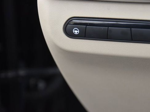 Used 2023 INFINITI QX60 Luxe image 36