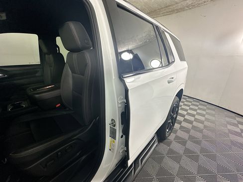 Used 2023 Chevrolet Tahoe RST w/ Luxury Package RWD image 12
