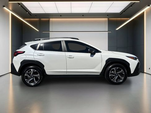 Used 2024 Subaru Crosstrek 2.0i Premium AWD/4WD image 7