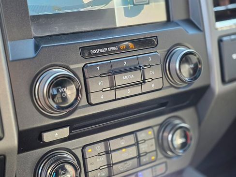 Used 2017 Ford F150 Raptor w/ Equipment Group 802A Luxury image 31