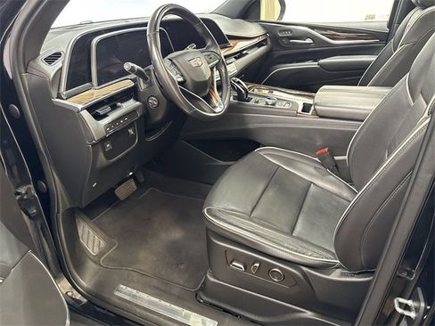 Used 2021 Cadillac Escalade Premium Luxury image 12