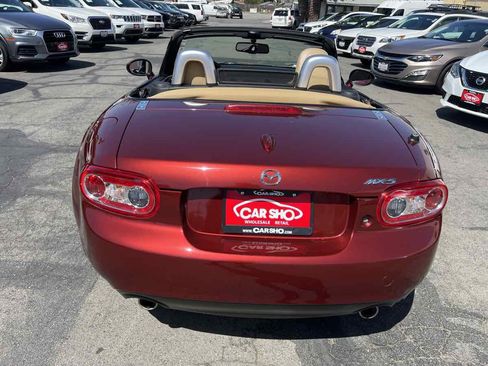 Used 2012 MAZDA MX-5 Miata Grand Touring w/ Premium Pkg RWD image 11